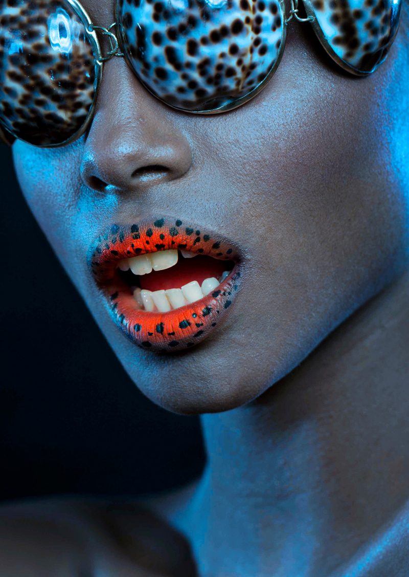 Conceptual-Beauty-Woman-red-lips-leopard-spots