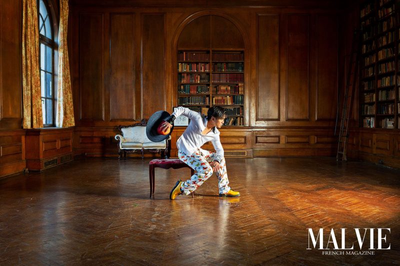 Yusaku Komori wearing Fashion of ears of buddha and GODA house